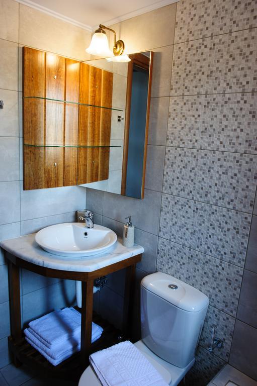 קיוטארי Alisahni Beachfront Villas מראה חיצוני תמונה